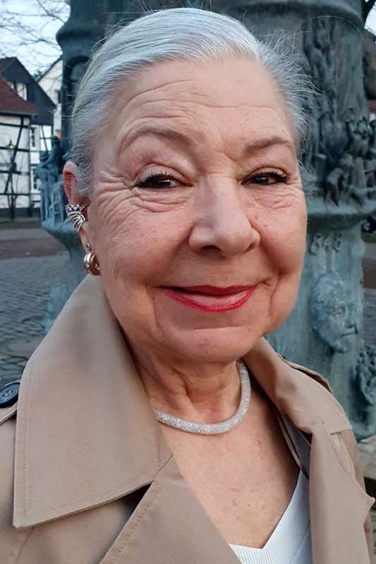 Ingrid Adam Beisitzerin